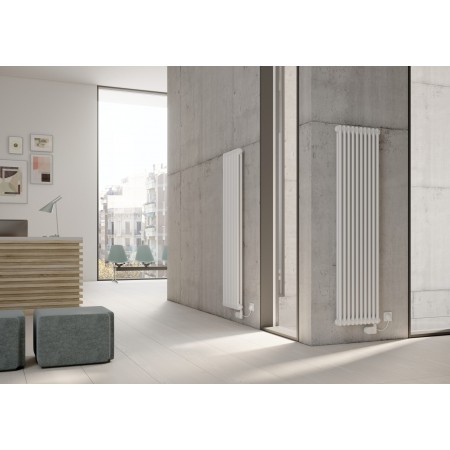 Радиатор Arbonia 3180/4 секции нижнее подключение цвет черный RAL 9005 MATT Радиатор Arbonia 3180/4 секции нижнее подключение цвет черный RAL 9005 MATT